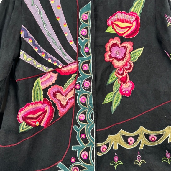 Allure Multi color Embroidered Embellished Jacket women’s size M Party - Picture 10 of 14